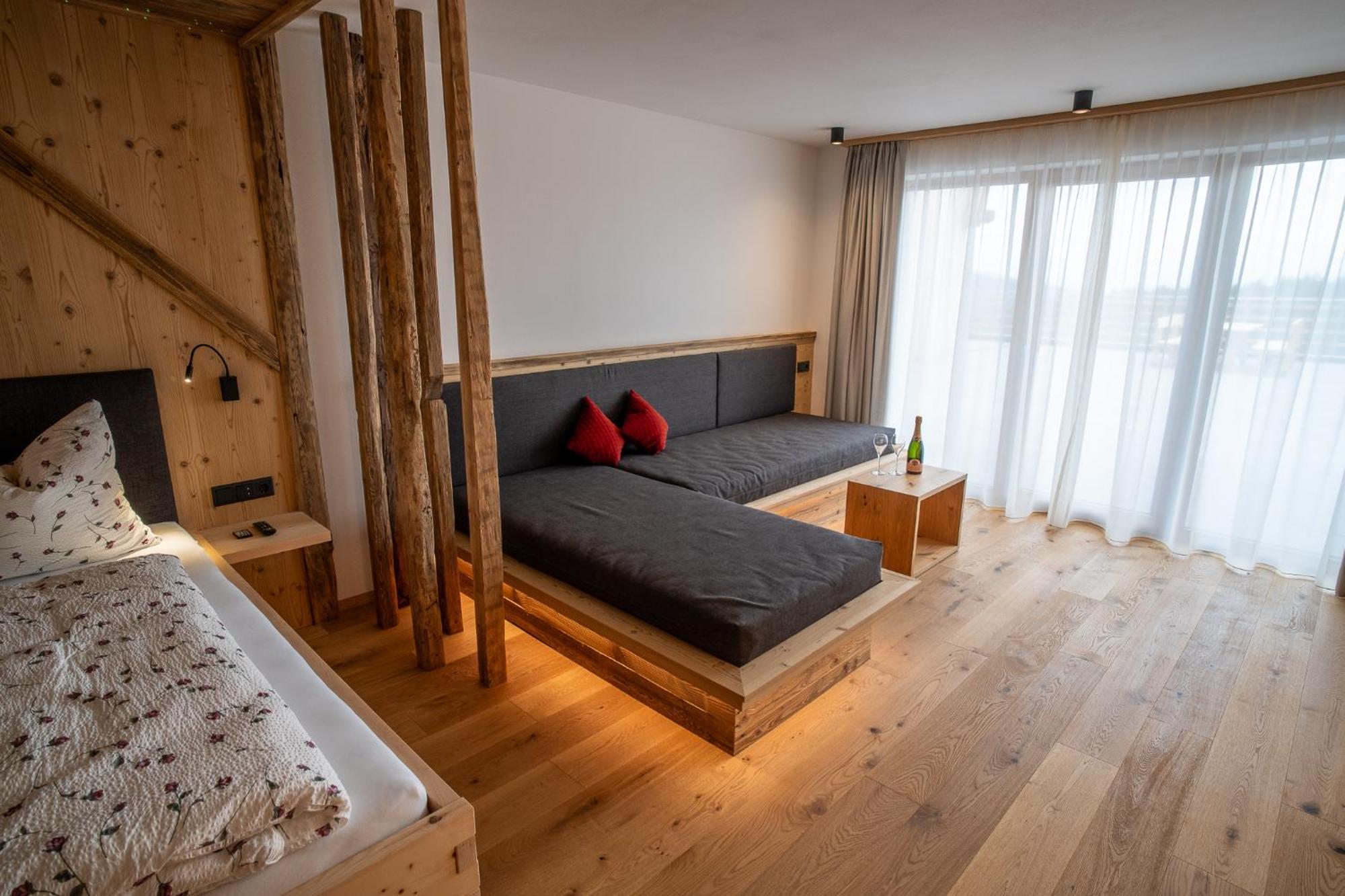 Lanzenschuster Villa Сан Дженезио Атезино Екстериор снимка